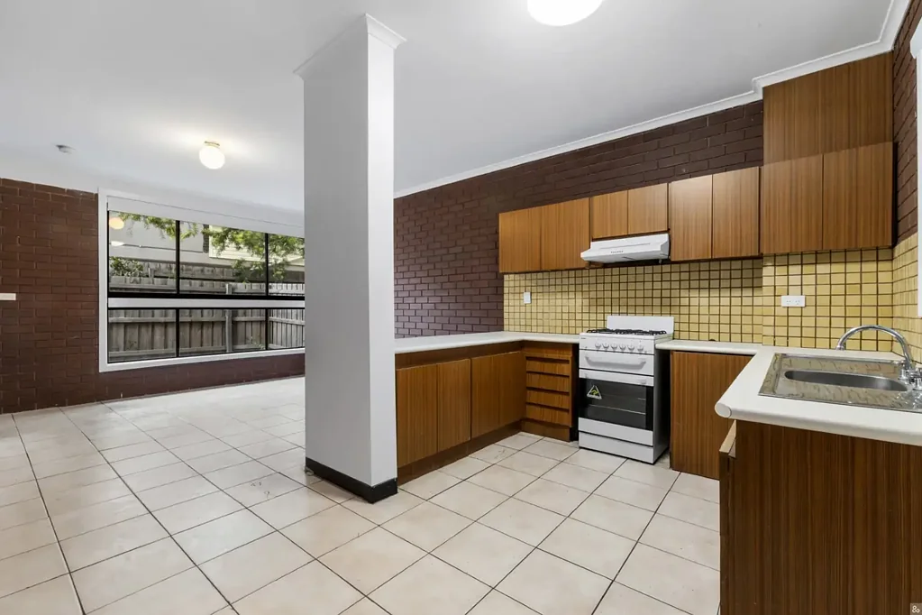 Large Three Bedroom townhouse
