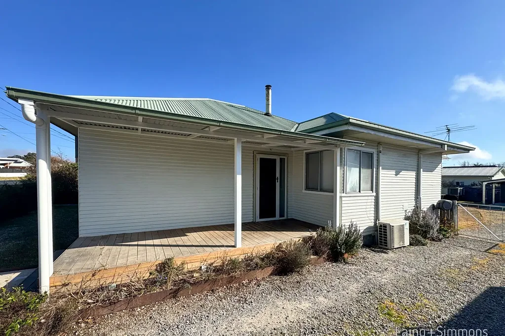 Armidale 3غرفة نوم Comfortable Family Living in a Convenient Location