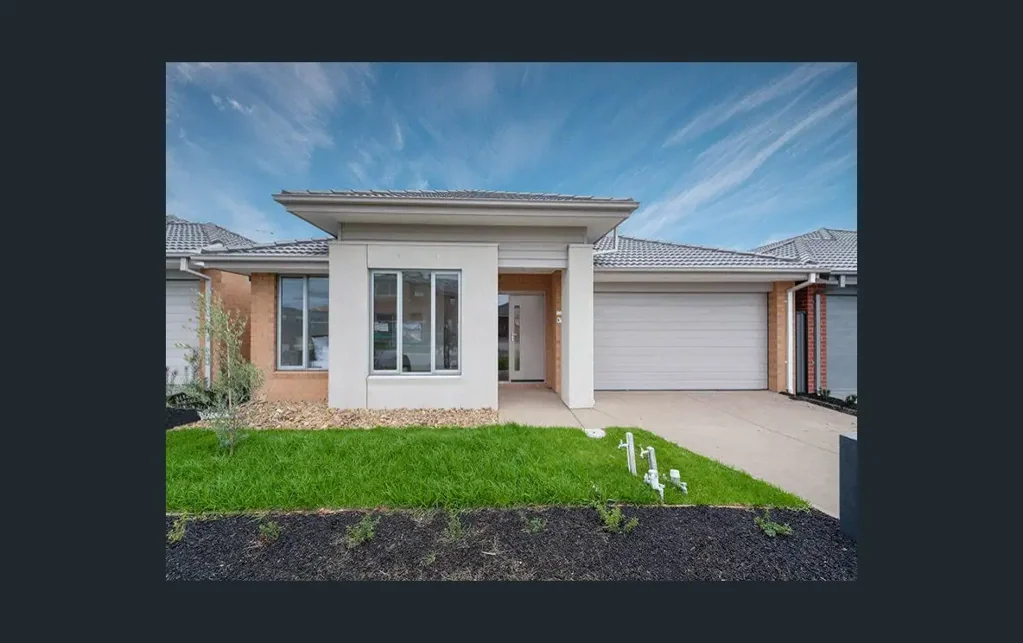 42 Scoria Circuit, Craigieburn, VIC 3064