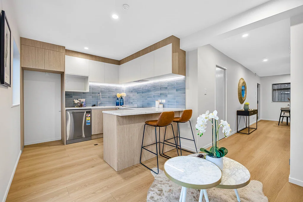 Massey 3બેડરૂમ Brand-New Freehold Home in Massey