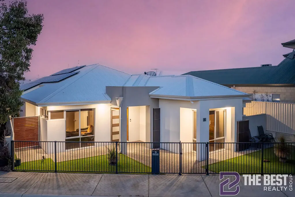 Harrisdale 5침실 Luxury Family Living with Space, Style & Unmatched Convenience!