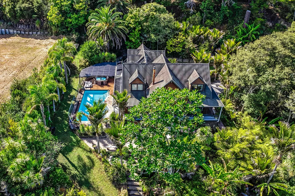 Long Bay 4ห้องนอน One of a Kind 4.14ha Coastal Lifestyle Home!