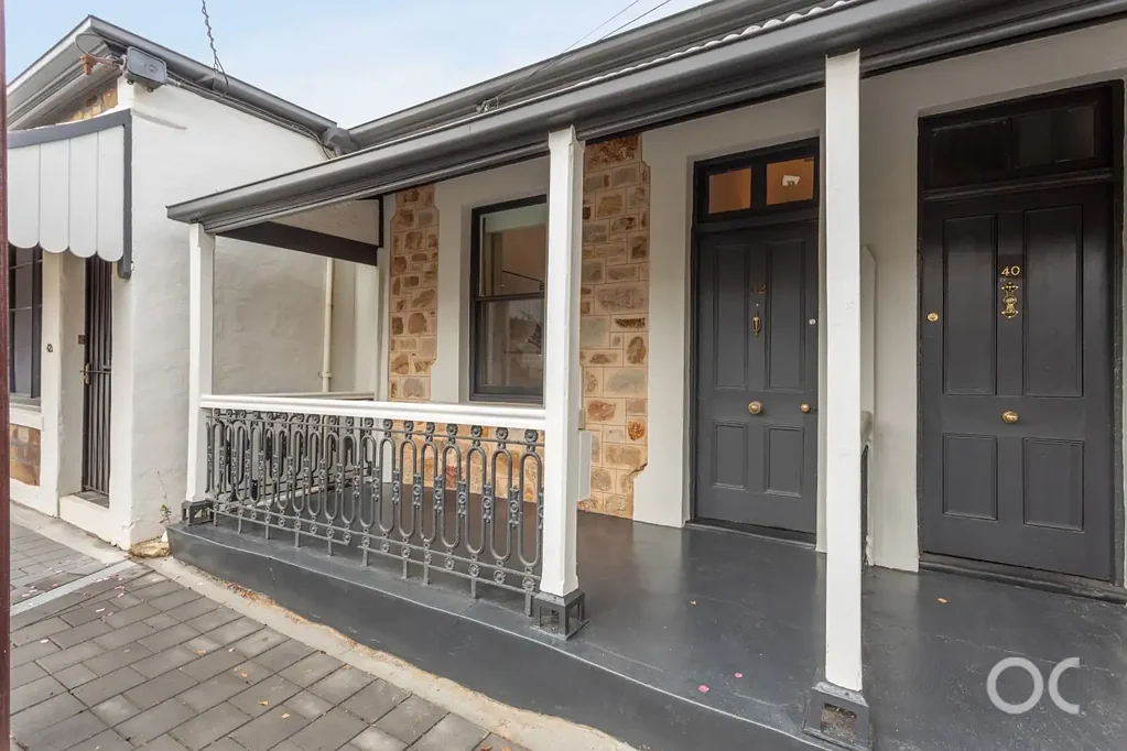 Eastwood 2chambre Stone cottage with charm & surprises - a must see