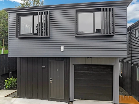 2D Kama Place, Sunnynook, North Shore City