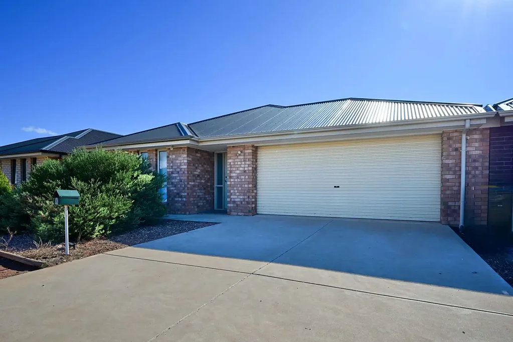 8 Gale Street, Whyalla Jenkins, SA 5609