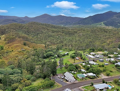 87 Heusman Street, Mount Perry, Wide Bay, 7 habitaciones, 10 baños, House