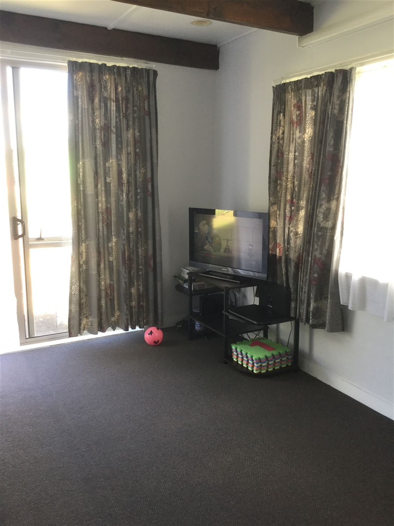 1/24 Holbrook Street, Blockhouse Bay, Auckland, 2 Kuwarto, 1 Banyo