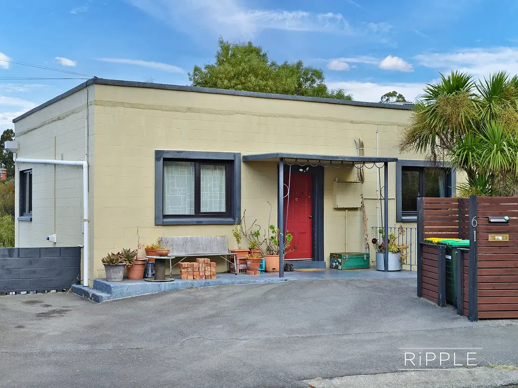 West Hobart 4कमरा Dual tenancy investment