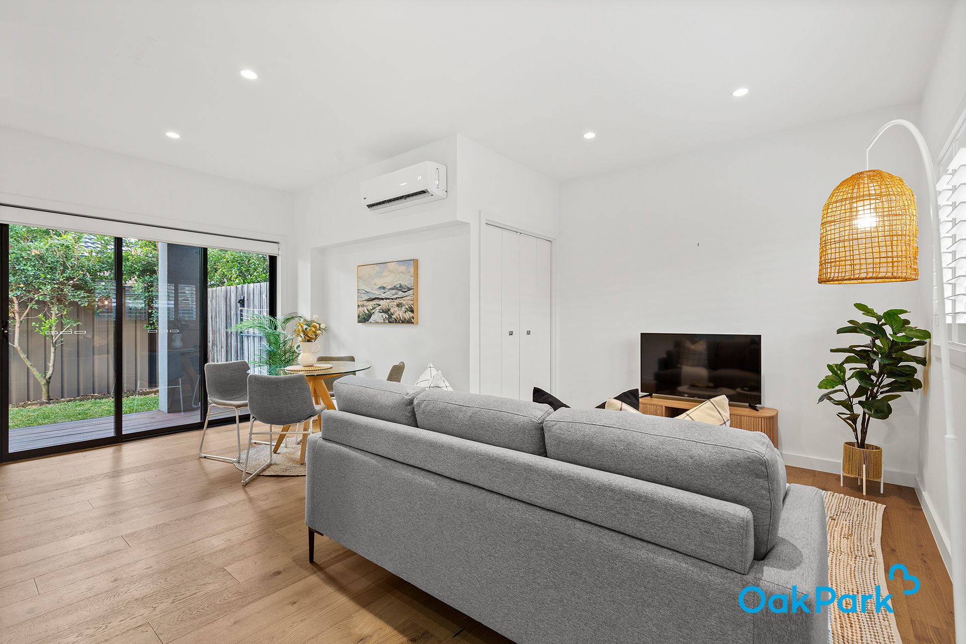 37 WATT AV, OAK PARK VIC 3046, 0 chambres, 0 salles de bain, Townhouse