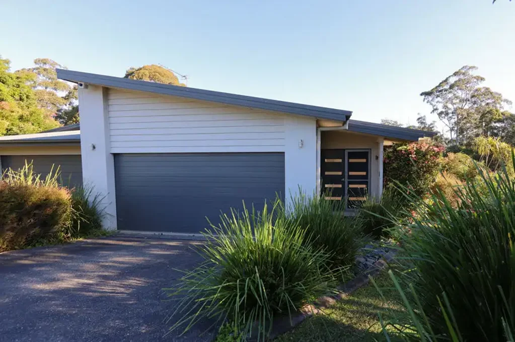 MODERN THREE BEDROOM HOME