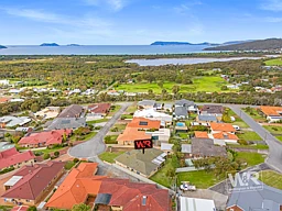 9 Norman Pl, Spencer Park