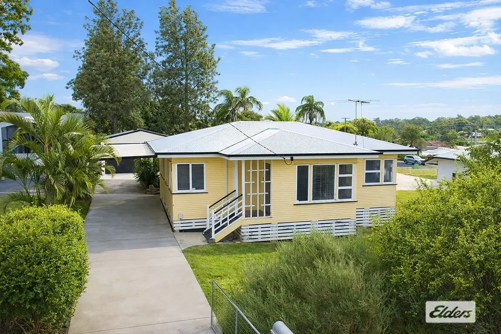 Gatton 3ห้องนอน Packed with Potential - Shed, Space & Location!