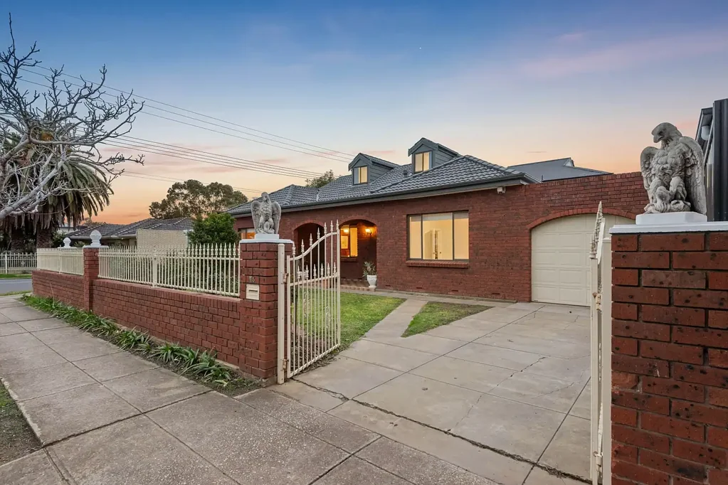 15 Leicester Street, West Richmond, SA 5033