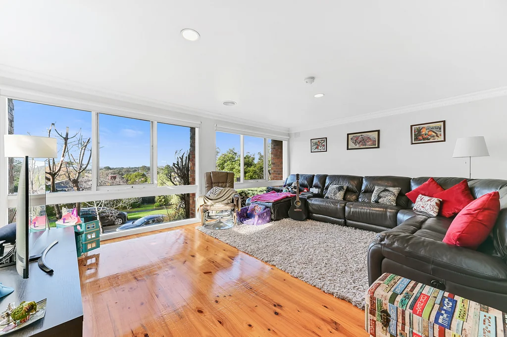 31 Atheldene Drive, Glen Waverley, VIC 3150