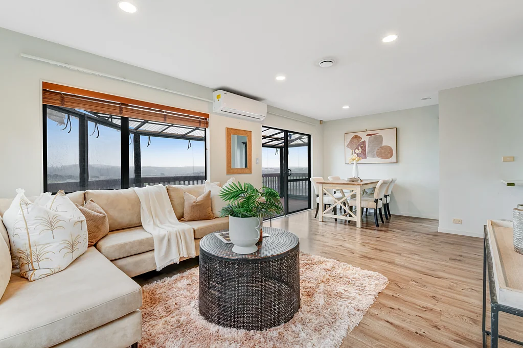 Unsworth Heights 3 Bedroom Elevated, Private, Perfect