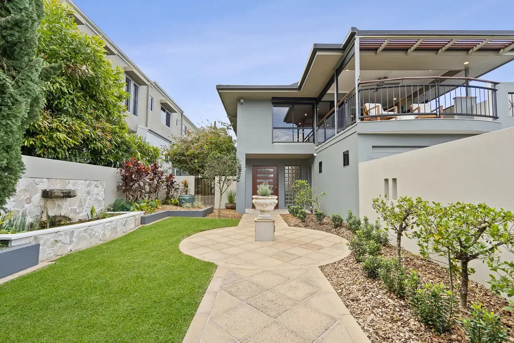 Yeronga 4Habitaciones Elegant Yeronga Living with Glorious River and Parkland Views