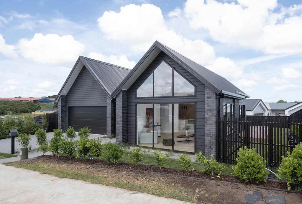 Pukekohe 4Phòng ngủ Gold-Standard Quality Meets Modern Family Comfort