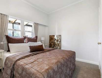 Northumberland Ave, Belmont, 3房, 1浴, 整租独立别墅
