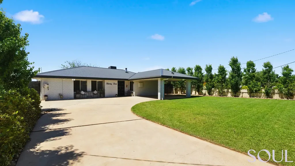 32 Leaver Street, Yenda, NSW 2681