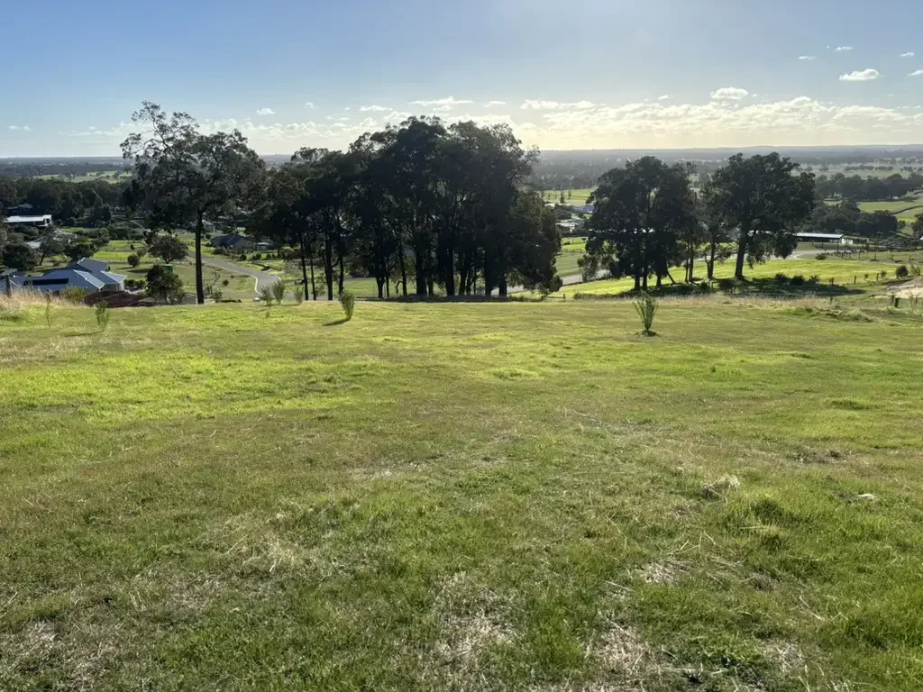 Roelands  Elevated Views, Endless Potential