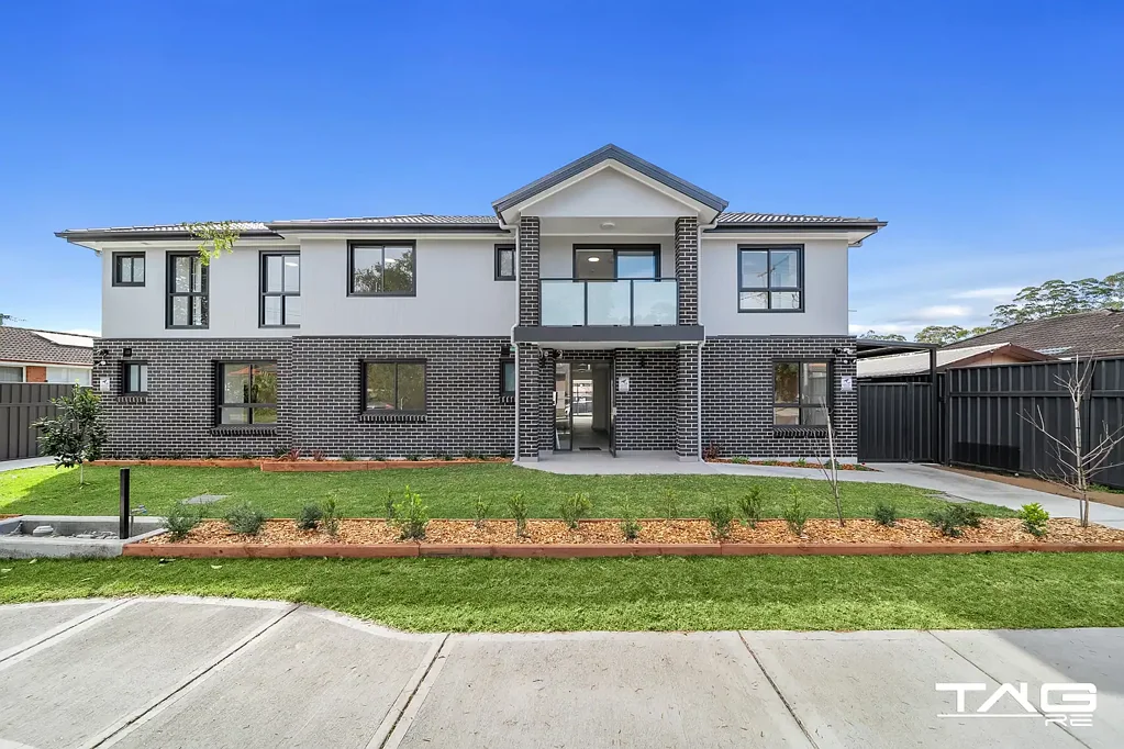 BRAND NEW AND LEASING BY TAG RE
