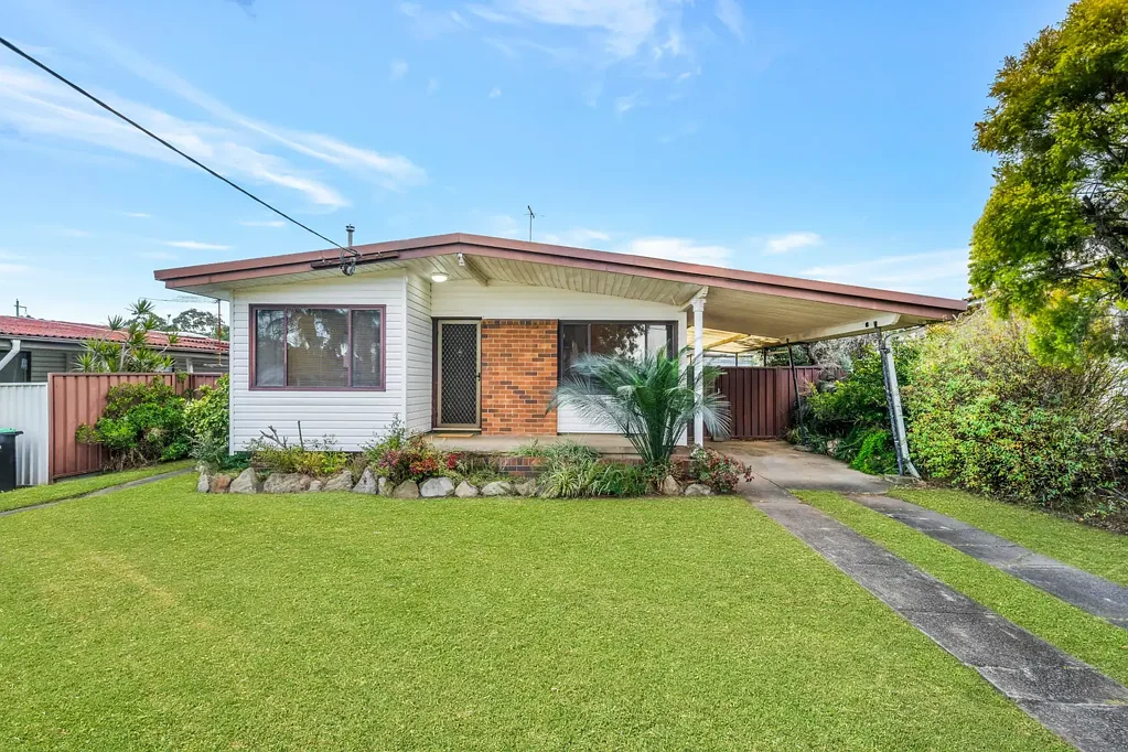 Busby 3房 完美的家庭住宅，潜力无限！ PERFECT FAMILY HOME, WITH POTENTIAL!