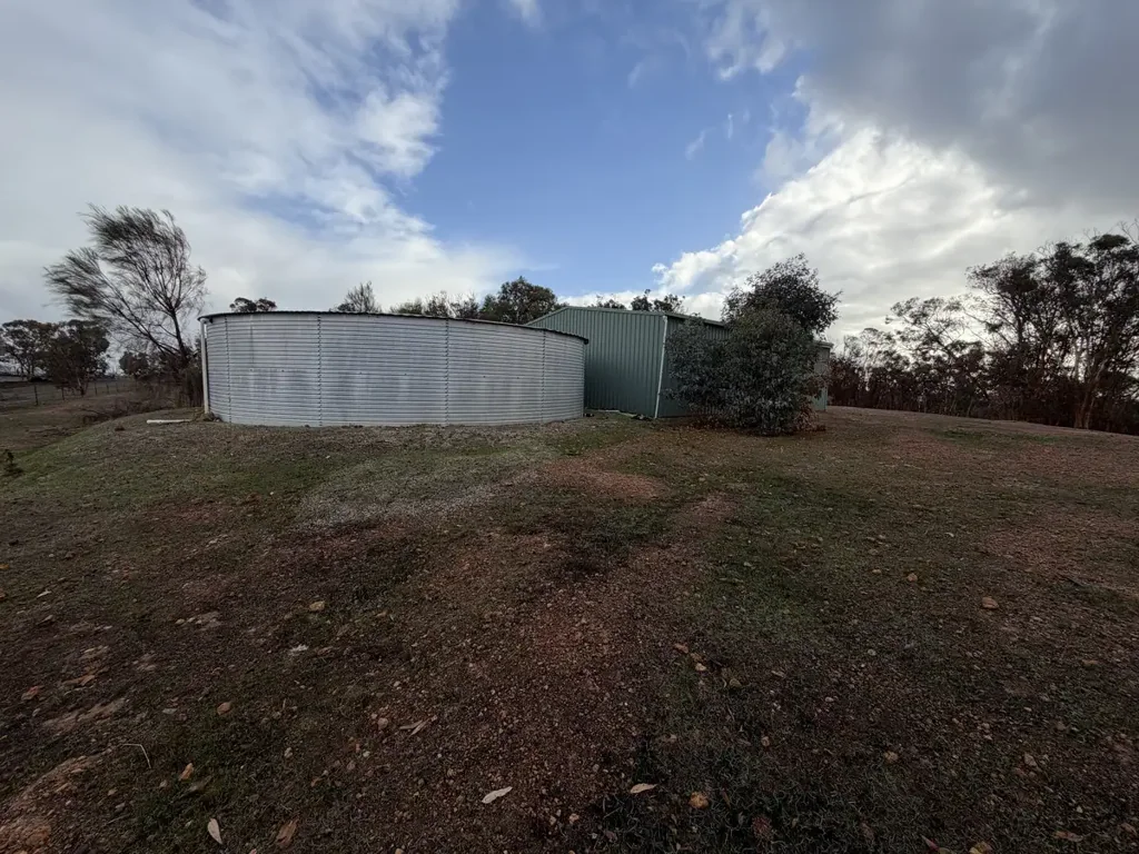 Wandering 16.75 Acres with Panoramic Valley Views.