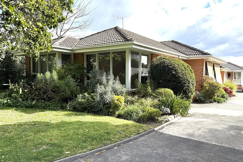 Spacious 3 bedroom unit.