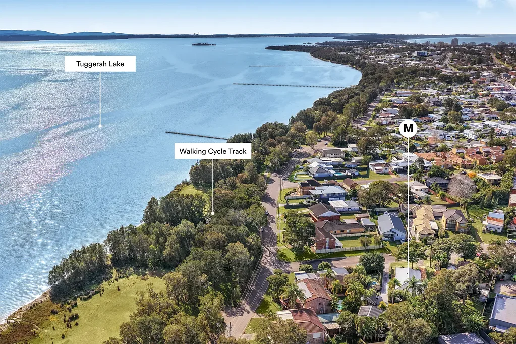 Long Jetty 4Zimmer Immaculately renovated throughout with a fresh, contemporary coastal aesthetic