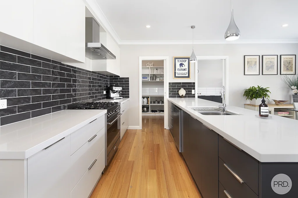 26 Horwood Drive, Mount Clear, VIC 3350