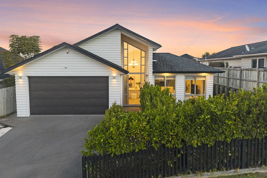Silverdale 4房  Single-Level Living in the Heart of Millwater