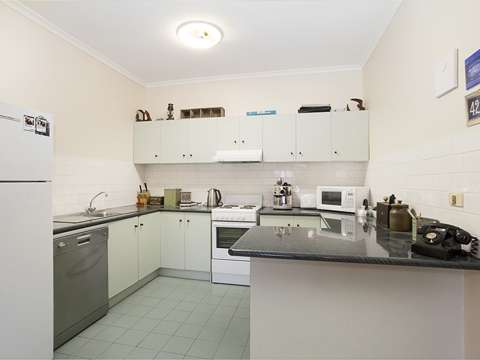 SPACIOUS AND GREAT LOCATION
