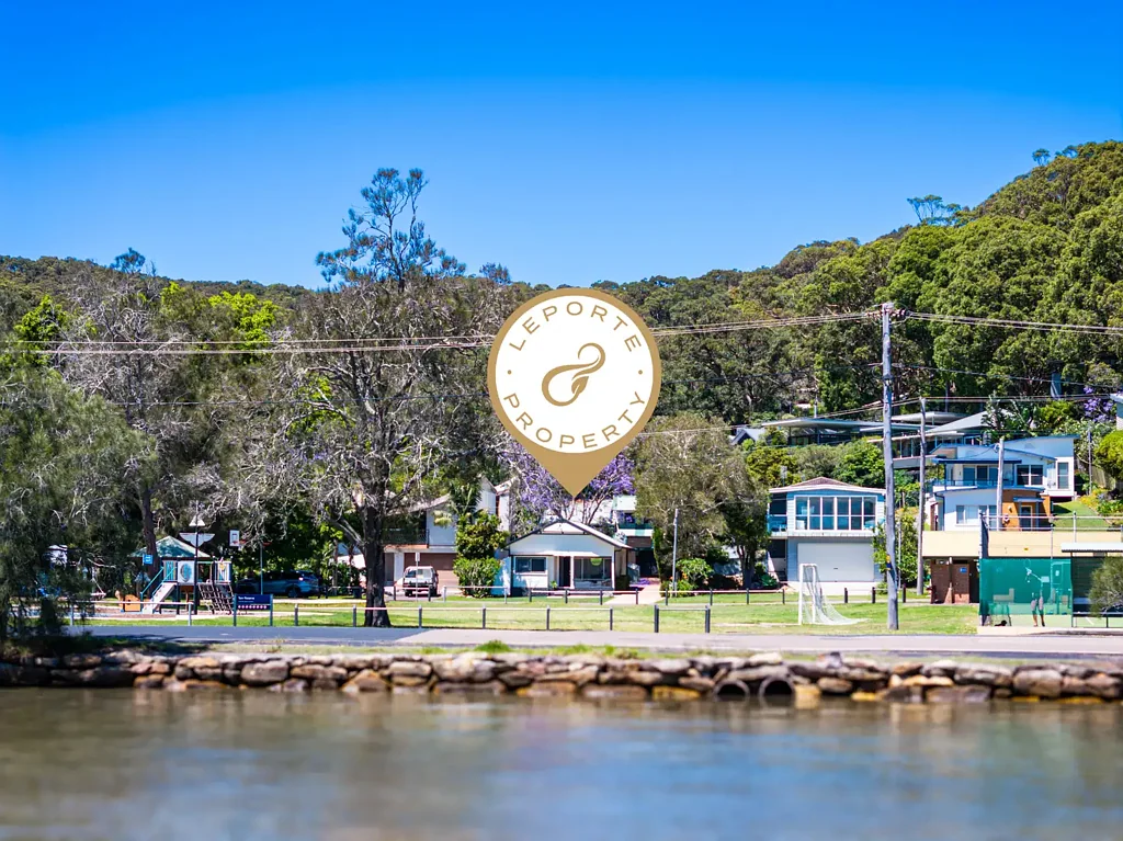 Pretty Beach 4Zimmer Approved subdivision site, owners will consider all genuine offers