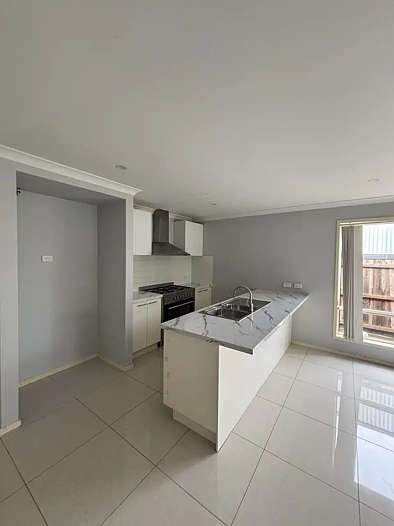 17 Mapleton Boulevard, Melton South, VIC 3338, 4房, 2浴, House