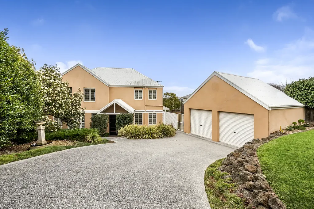 Wandana Heights 3房  Architectural Elegance with Panoramic Views