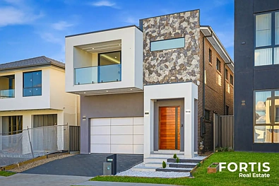 9 Kuiper Street, Box Hill, NSW 2765, 5 Bedrooms, 3 Bathrooms, House