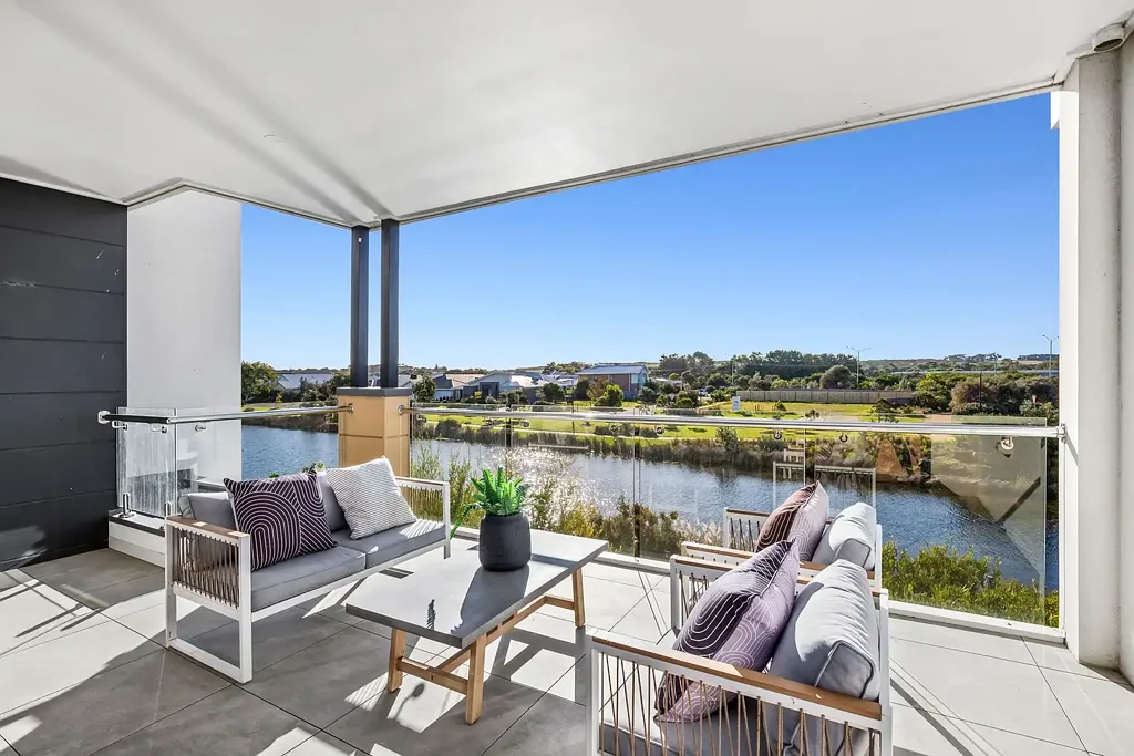 Point Lonsdale 3ห้องนอน Waterfront Elegance Meets Rural Serenity!