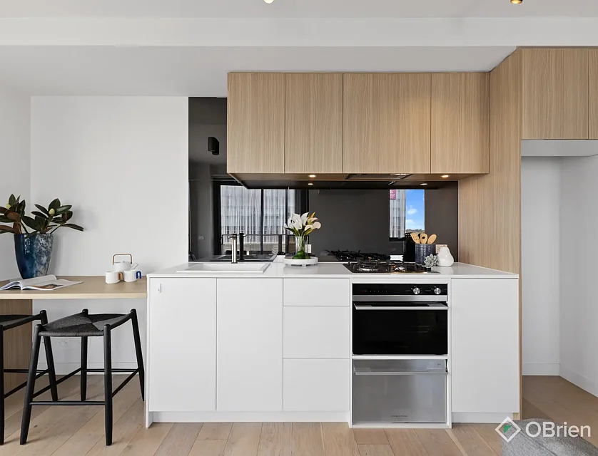 608/233 Maroondah Highway, Ringwood, East Melbourne, 1 Bedrooms, 1 Bathrooms, Apartment
