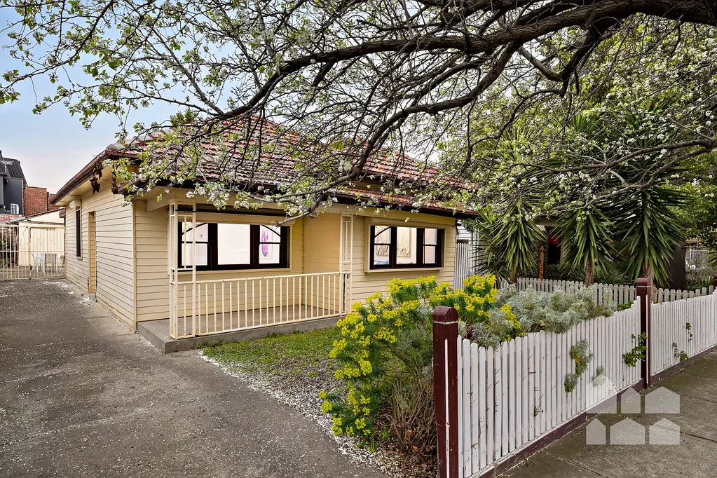 5 Summerhill Road, Footscray, VIC 3011