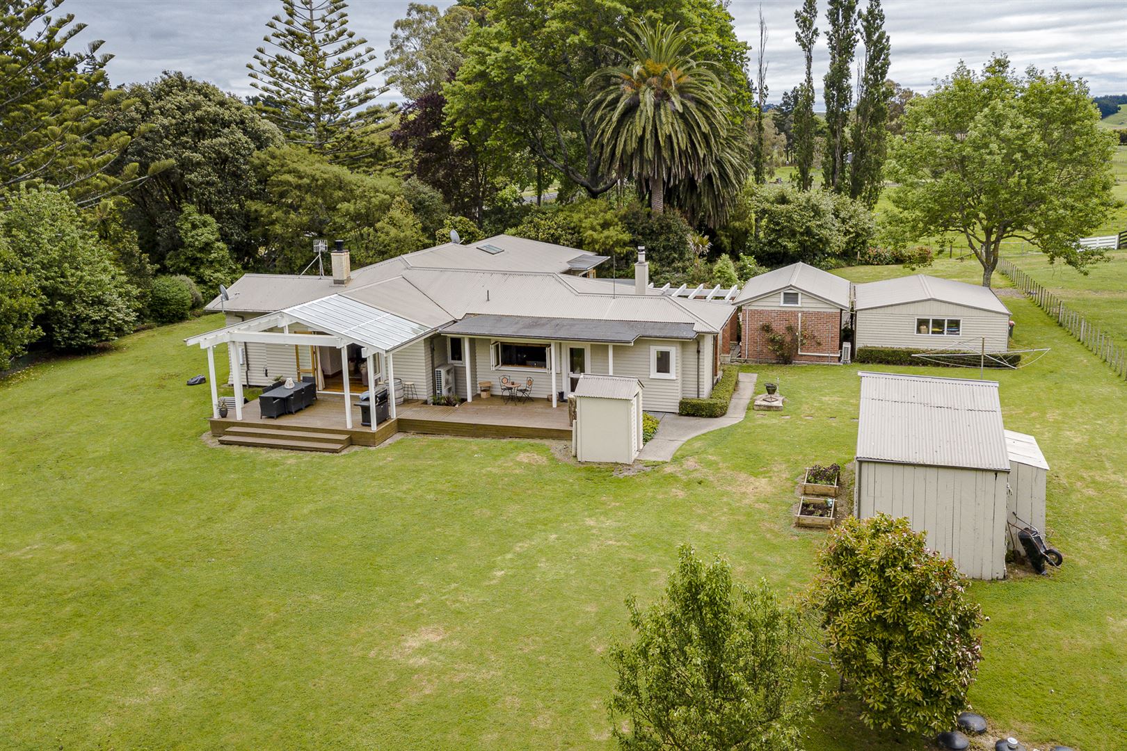 1387 Colyton Road, Ashhurst, Palmerston North, 3 Kuwarto, 2 Banyo