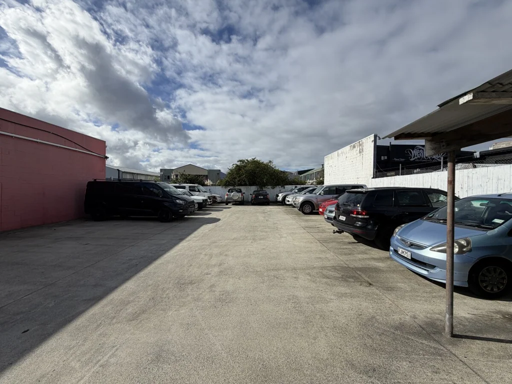 Glen Eden  Car Yard Available + Small Office