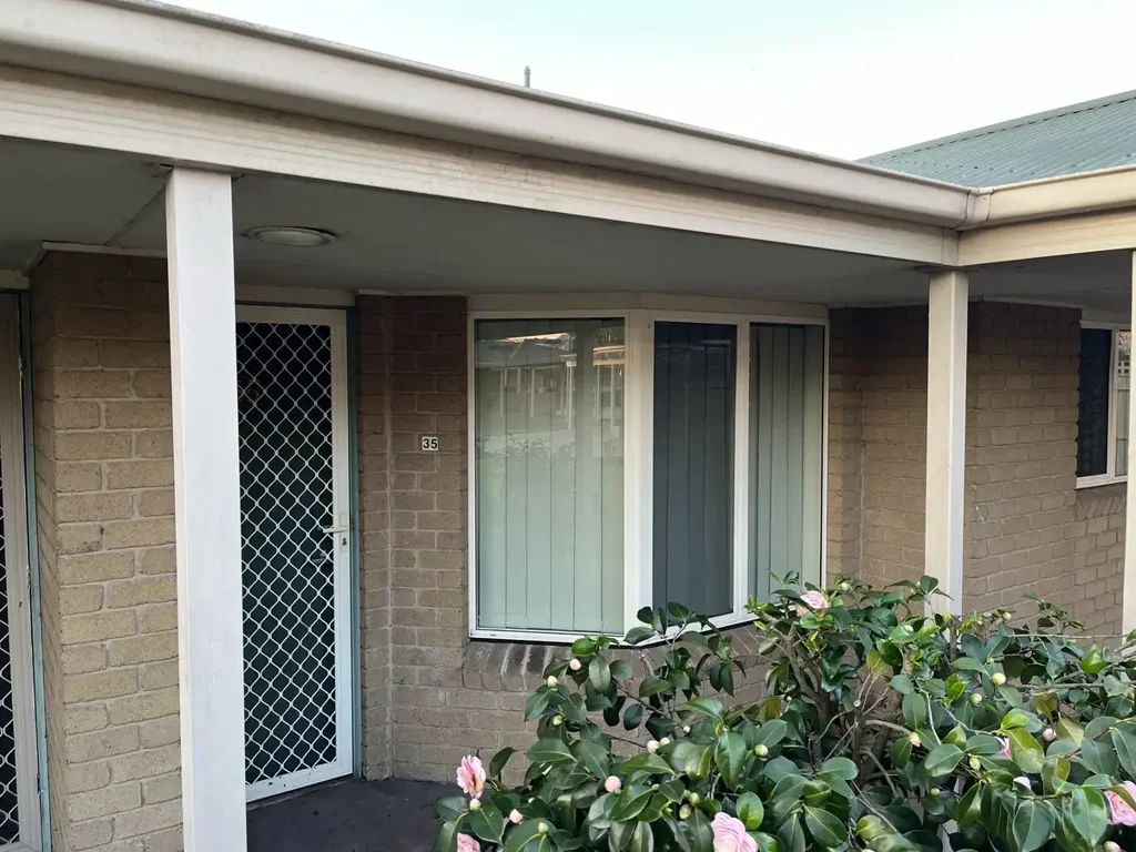 ONE BEDROOM UNIT