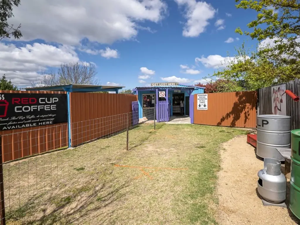 Glen Niven  GRANITE BELT MAZE, RESIDENCE & BUSINESS ON 1.23 HECTARES!