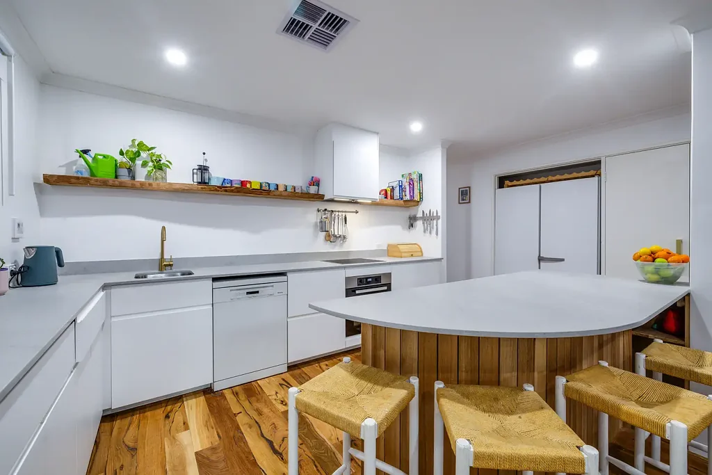 Scarborough 4Moenga Private, Practical and Energy-smart