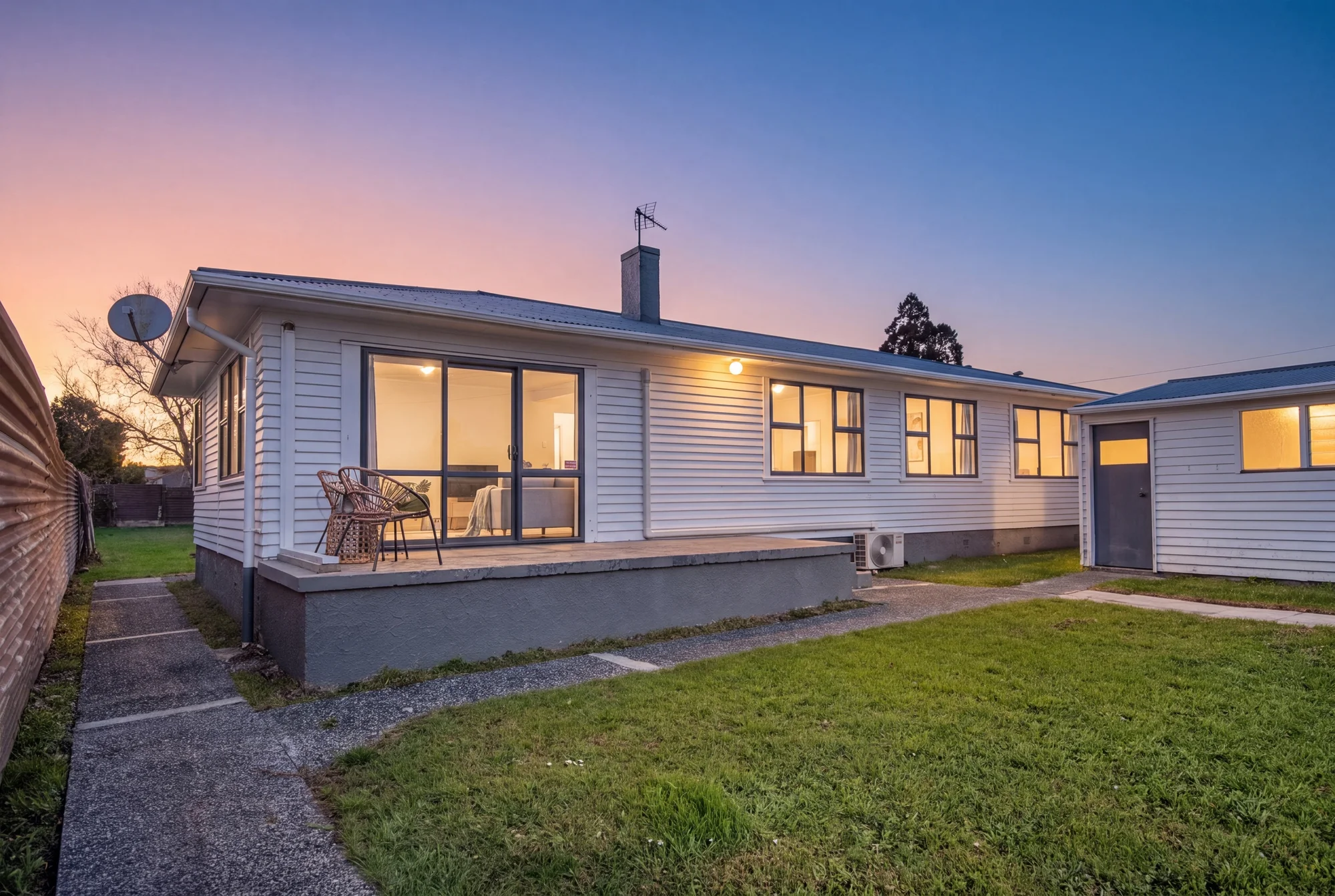 Tikipunga 4房 Heads Up! 4 Beddie on 1/4 Acre with Double Garage