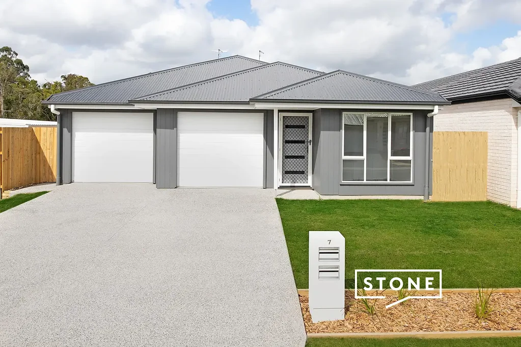 Brand New 3-Bedroom Duplex in Narangba's Sought-After Estate!