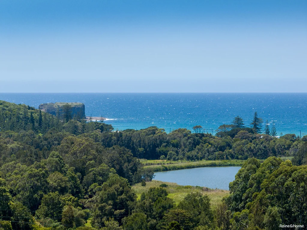 Kiama  ONCE IN A LIFETIME OPPORTUNITY - Huge 2015m2 Land (approximately)