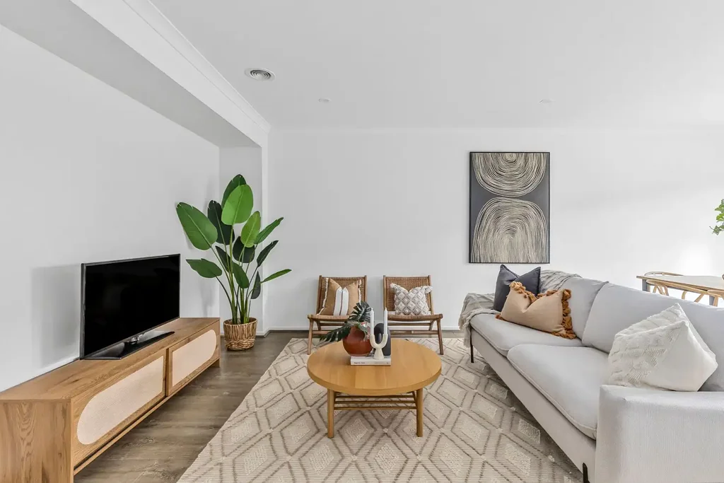 Armstrong Creek 4chambre Prime Location Living – Walk to Schools & Shops