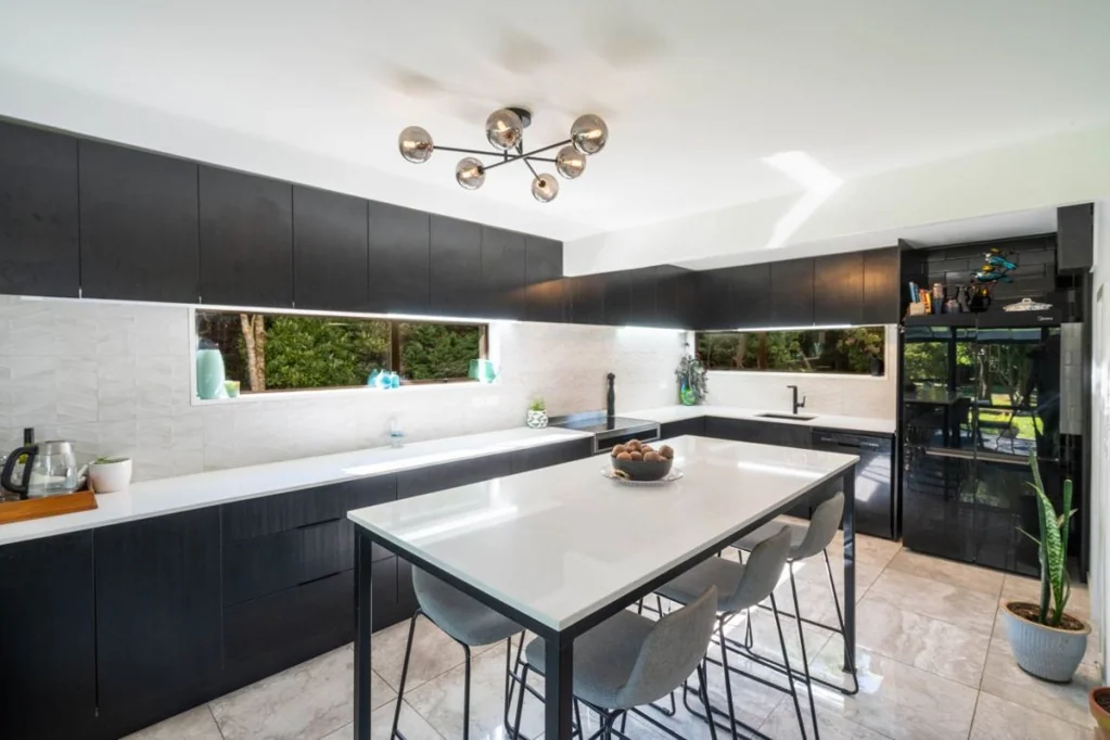 464 Lake Road South, Leeston, Selwyn