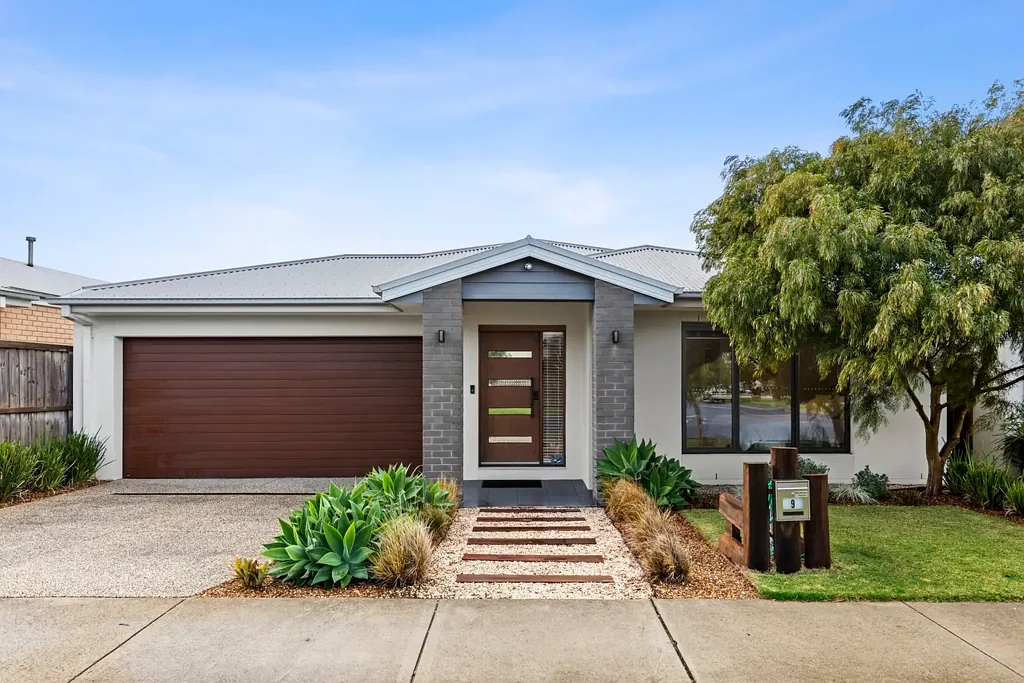 Torquay 4房  Contemporary comfort in the Quay